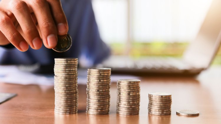 AB'de tam zamanlı yıllık düzeltilmiş maaş 2024'te yüzde 5,2 arttı