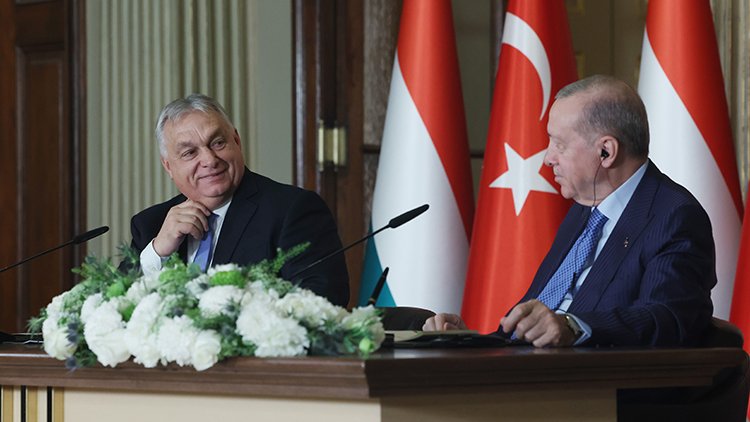 Alman yayın organı: 'AB yaptırımlarına rağmen Türkiye Macaristan'a Rus gazını göndermeyi garanti etti'