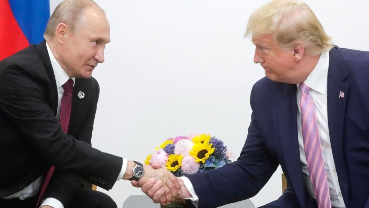 Zelenski’den önce Putin’le görüşen Trump,  ‘iyi ve çok verimli bir telefon görüşmesi’ yaptığını duyurdu