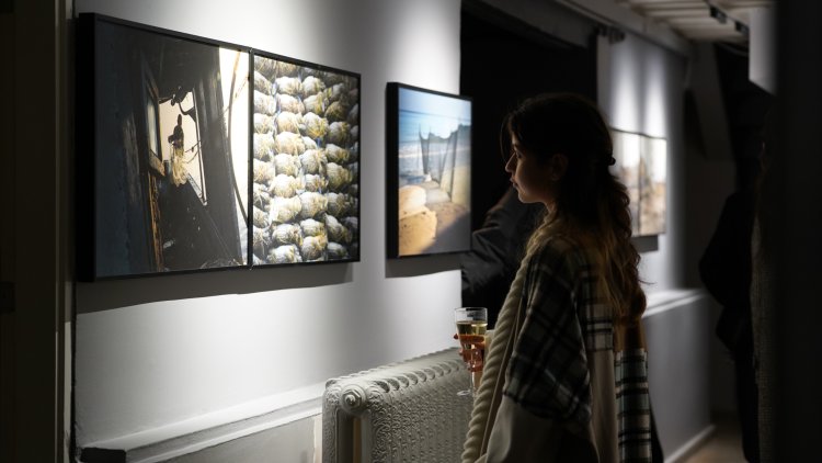 ‘Toprak ve Su: Akdeniz Geçişi’ sergisi Art Rooms Galeri’de açıldı