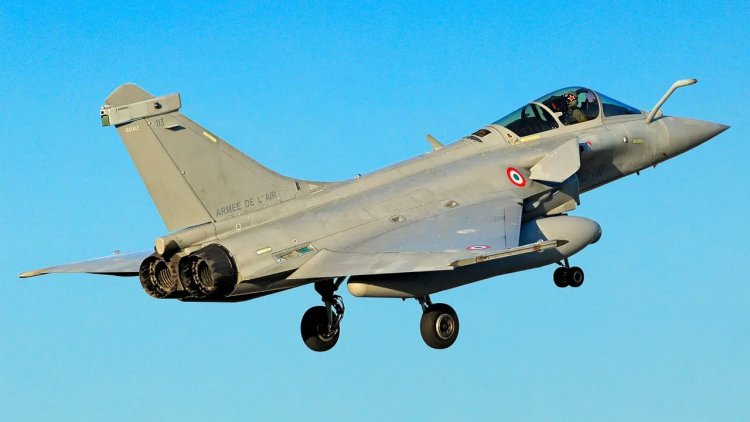 Güney Kıbrıs Fransız Rafale savaş uçaklarının adaya gelmesini istişare ediyor