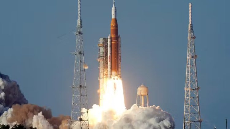 Artemis II, Ay çevresinde tarihi bir görev için fırlatıldı