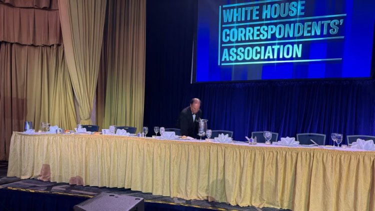 Trump, silahlı saldırı sonrasında yara almadan tahliye edildi