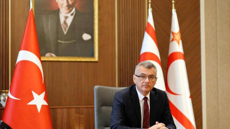 Erhürman: Gençlerin futbol oynamasını engellemek insani açıdan hezimettir