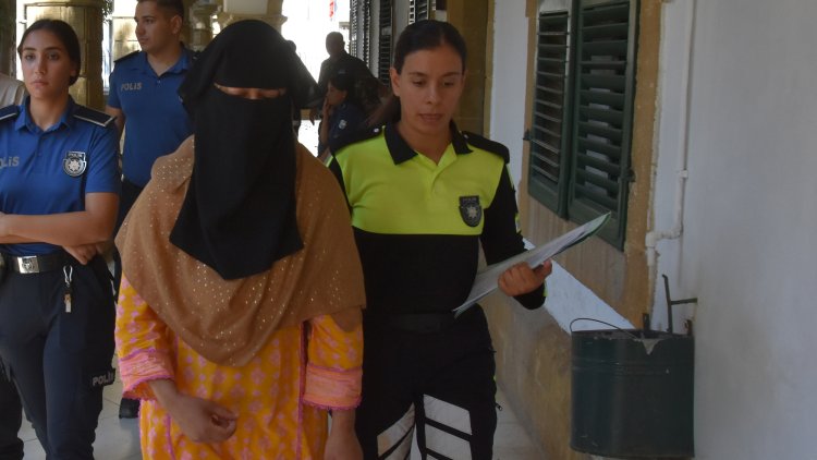 Bahçesinde kuru otları yaktı, yangın 25 dönümlük alana yayıldı