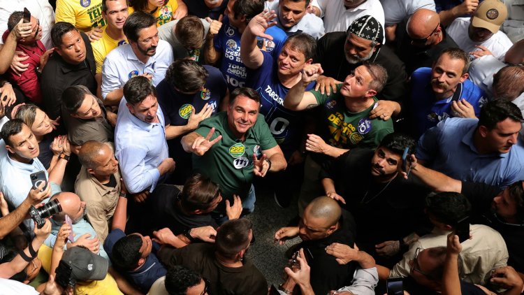 Brezilya’da Trump’a yakın sağ dalga: Flavio Bolsonaro Lula’yı geçti