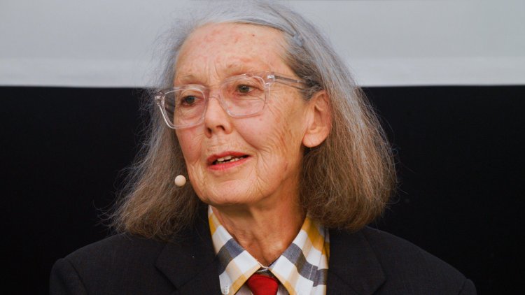 2026 Nobel Edebiyat Ödülü Kanadalı yazar Anne Carson'a verildi