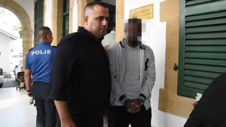 Öğrenciden üniversite kaydı için 360 dolar aldı: “Parayı ne yaptığımı hatırlamıyorum”