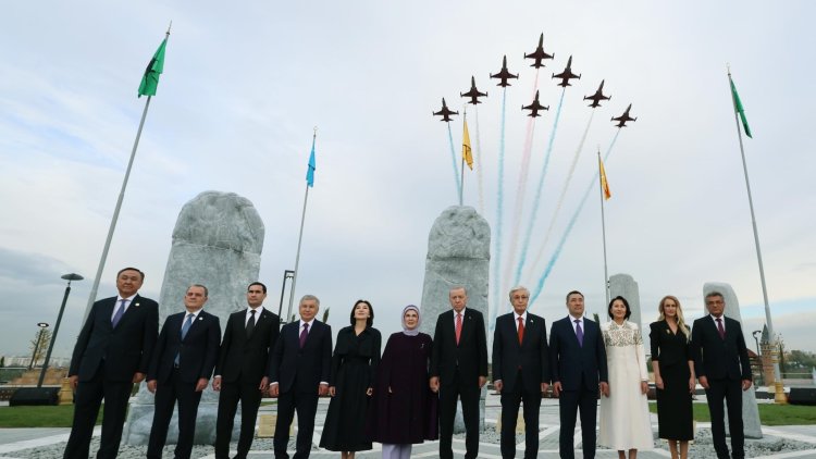 Erhürman'ın katıldığı TDT Zirvesi'nde Aliyev'in yokluğu dikkat çekti