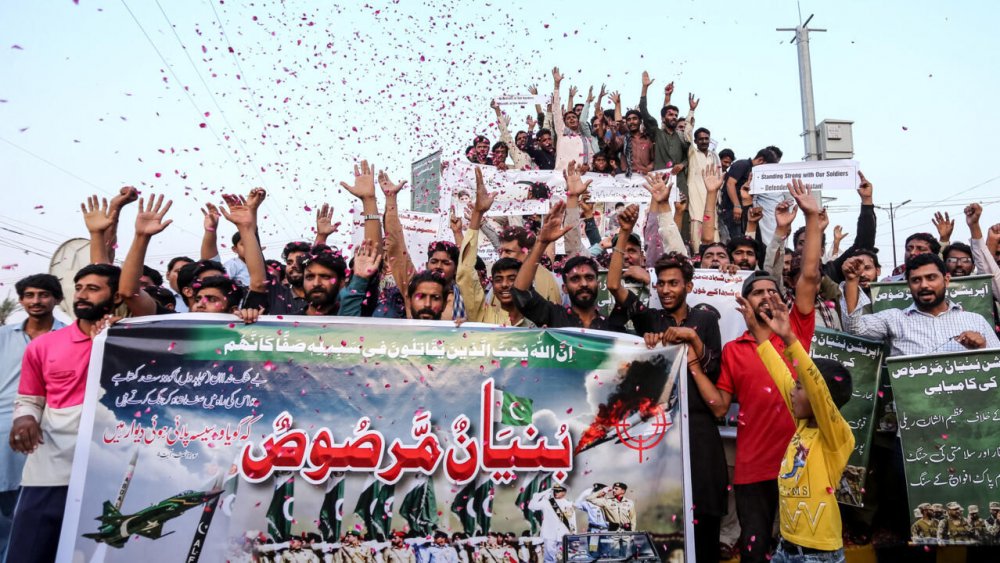 https://mikro-makro.net/hindistan-ve-pakistan-ateskes-konusunda-anlasti