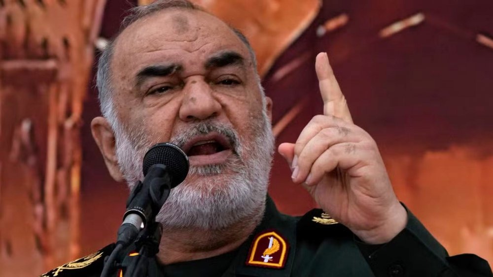 https://mikro-makro.net/israil-irani-vurdu-devrim-muhafizlari-lideri-ve-nukleer-bilim-insanlari-olduruldu