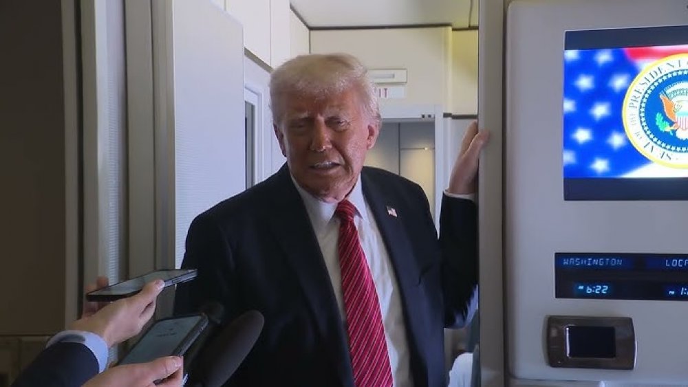 https://mikro-makro.net/trump-iran-tamamen-teslim-olmali