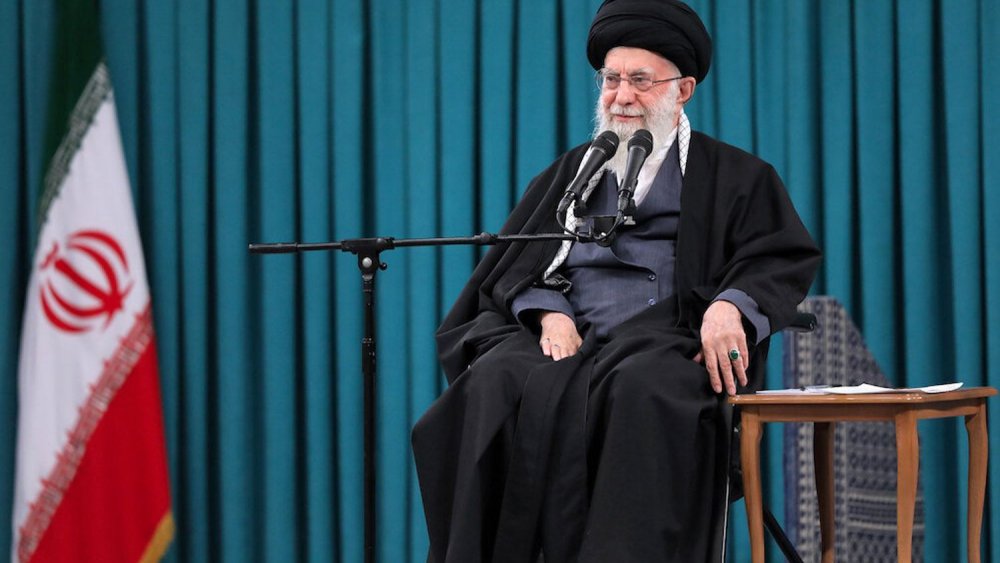 https://mikro-makro.net/iranin-dini-lideri-hamaney-iran-milleti-teslim-olmayacak