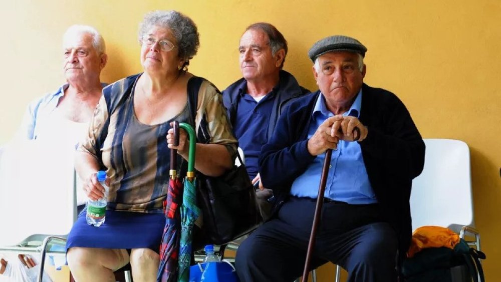 https://mikro-makro.net/italya-ornegi-genclerin-sayisi-azaldikca-siyasi-sinif-yaslilarin-beklentilerine-odaklaniyor-beyin-gocu-hiz-kazaniyor