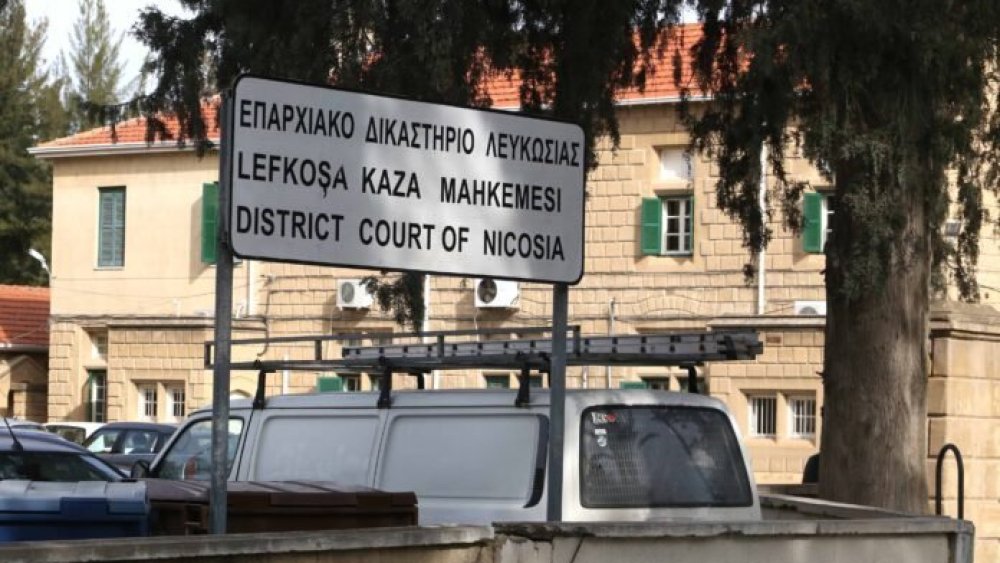 https://mikro-makro.net/guney-kibrista-bassavcinin-sayistay-baskaninin-ve-yardimcilarinin-gorev-suresi-8-yilla-sinirlandiriliyor