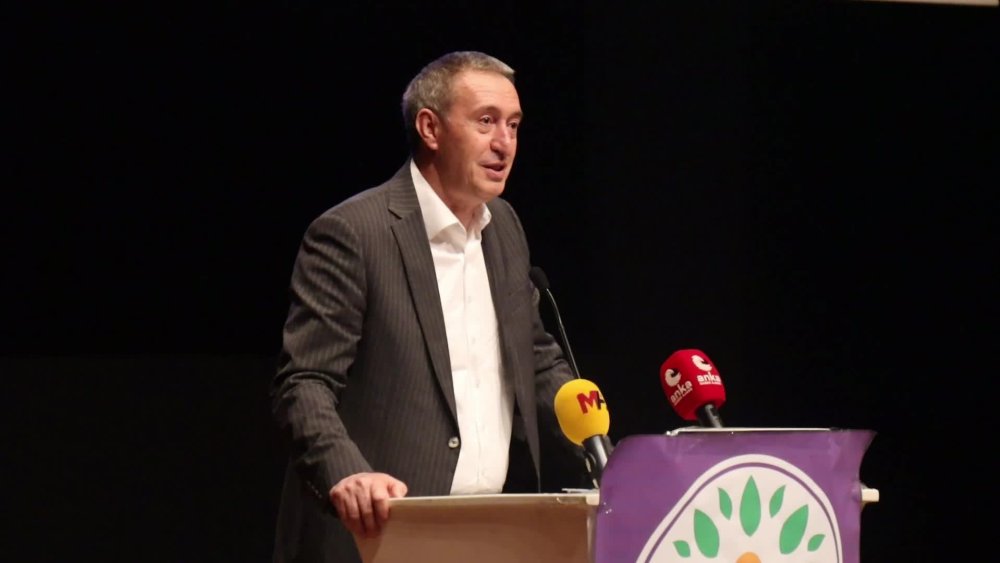 https://test.mikro-makro.net/dem-partiden-surpriz-cikis-turkiyenin-bugun-birinci-partisi-chpdir