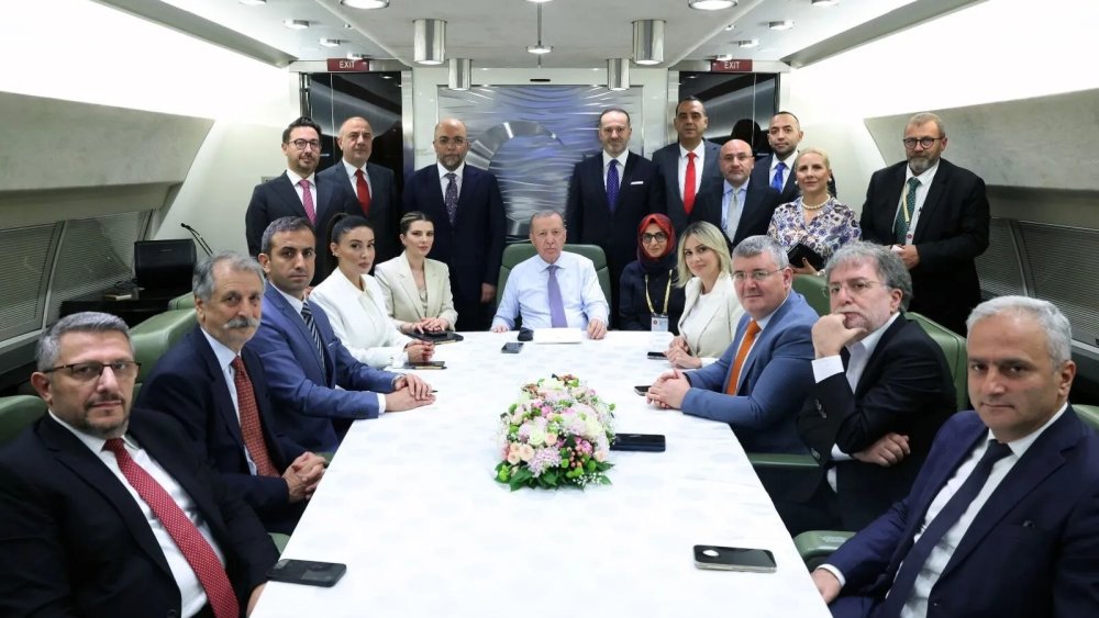 https://mikro-makro.net/hristodulidis-davet-edecekti-erdogan-turkiyenin-tanimadigi-guney-kibrisa-gitmeyecegini-soyledi