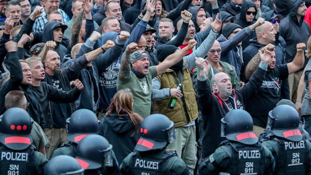 https://mikro-makro.net/sosyologlar-cagimizin-yukselen-siyasi-tehlikesine-dikkat-cekiyor-demokratik-fasizm