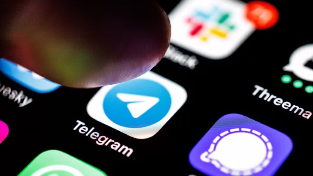 https://mikro-makro.net/abdde-genc-cumhuriyetcilerin-sizdirilan-telegram-sohbetinde-buyuk-skandal