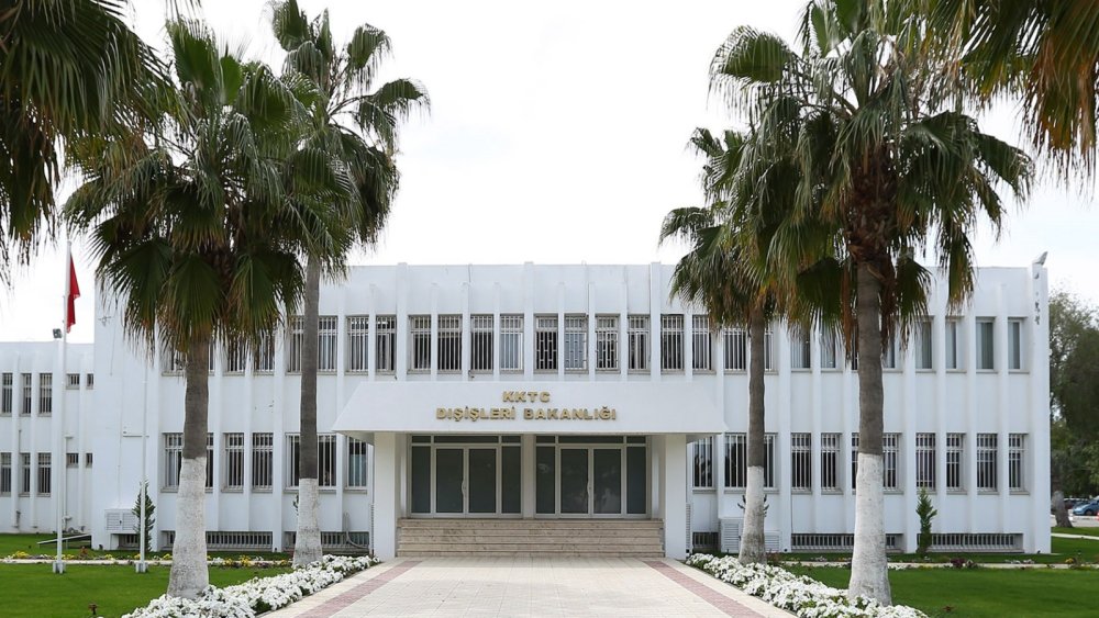 https://mikro-makro.net/avrupa-parlamentosunun-karari-kktc-disisleri-bakanligi-tarafindan-kinandi