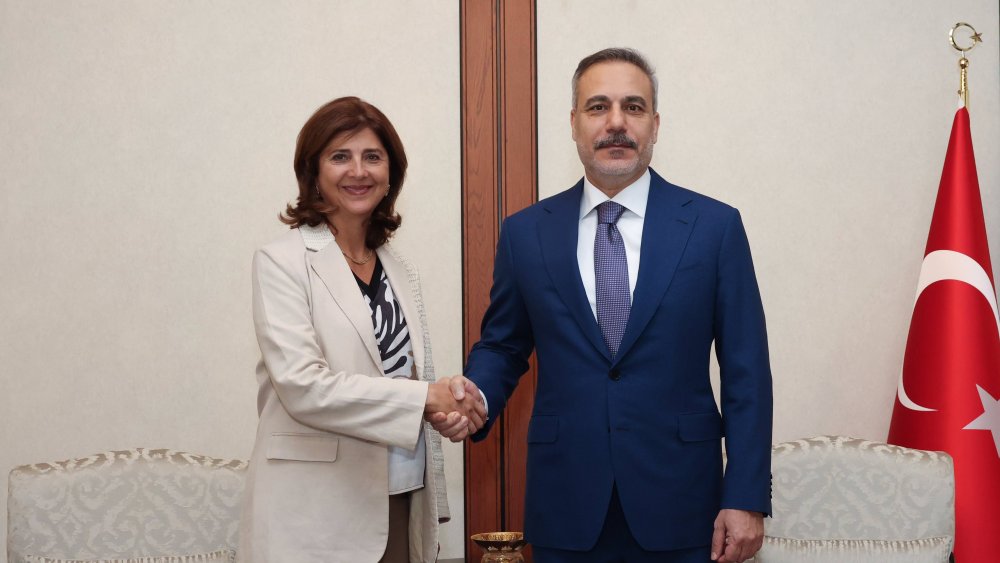 https://mikro-makro.net/bakan-hakan-fidan-bmgsnin-kibris-sahsi-temsilcisi-cuellar-ile-ankarada-gorustu