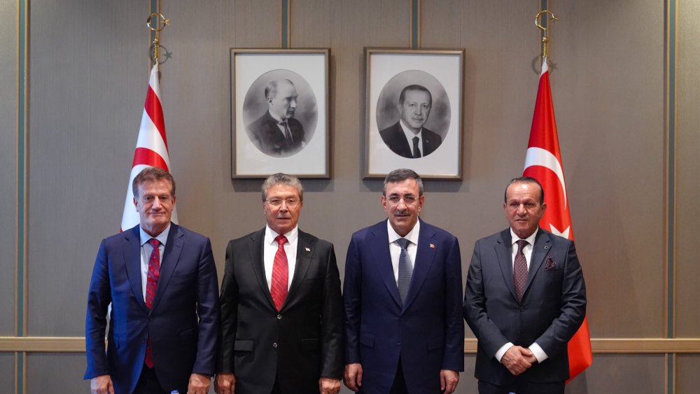 https://mikro-makro.net/ustel-ve-yilmaz-ankarada-fiber-optik-ek-protokolune-imza-atti