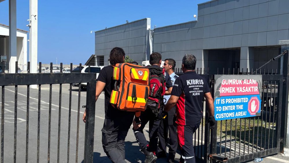 https://mikro-makro.net/girne-aciklarinda-yolcu-gemisi-alabora-oldu-can-kaybi-ve-yaralilar-var