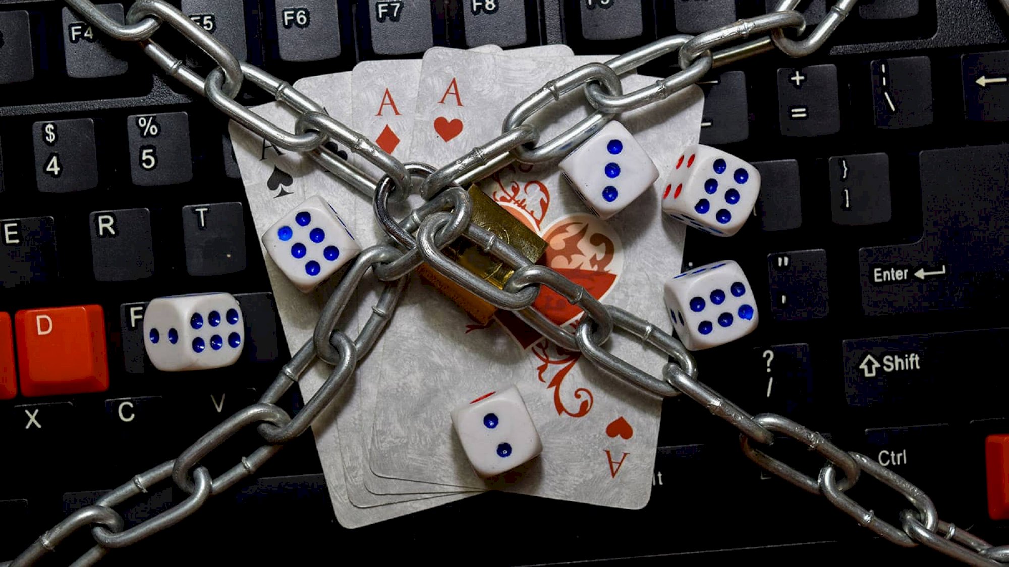 https://mikro-makro.net/halil-falyaliya-ait-bet-ofisi-yasak-tanimiyor