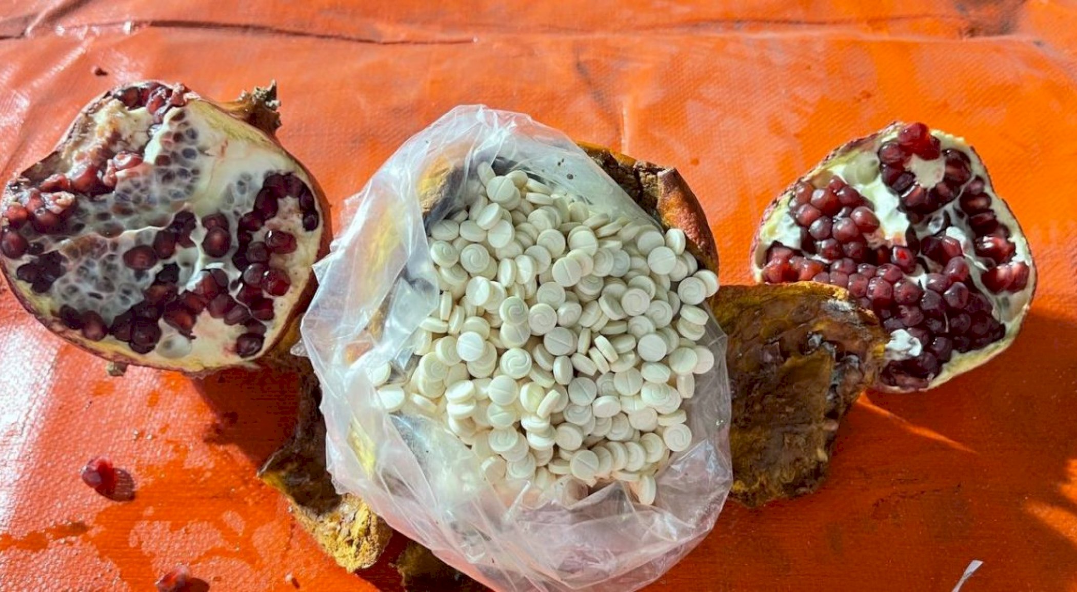 https://mikro-makro.net/suudi-prensler-ozel-jetleriylesuriyeden-uyusturucu-tasiyor