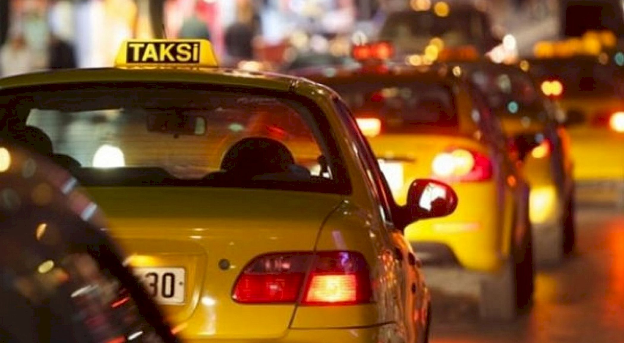 https://mikro-makro.net/istanbuldaki-taksi-kartellerinin-karanlik-dunyasi