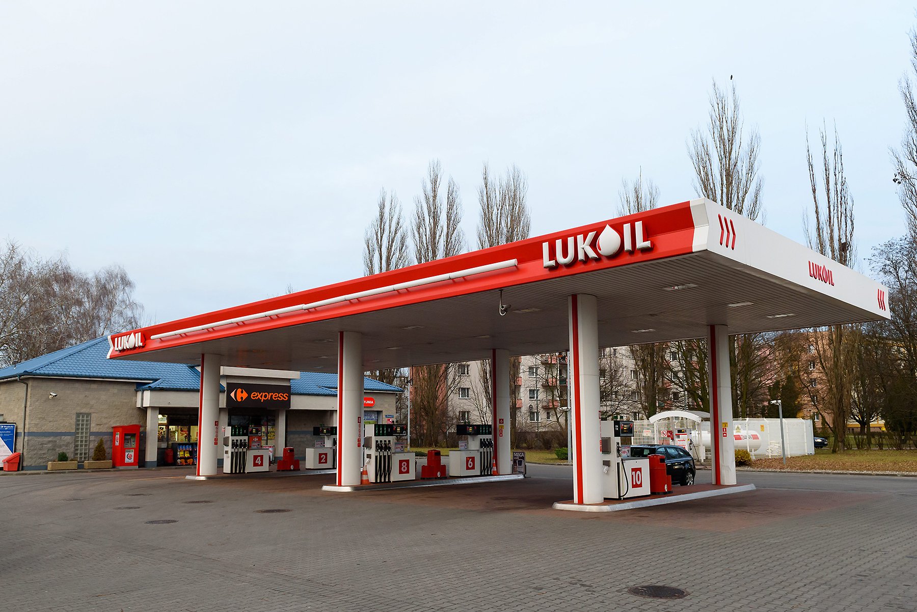 Lk lukoil com. Лукойл Беларусь. Название автозаправок. Лукойл навес. Лукойл Балтия.