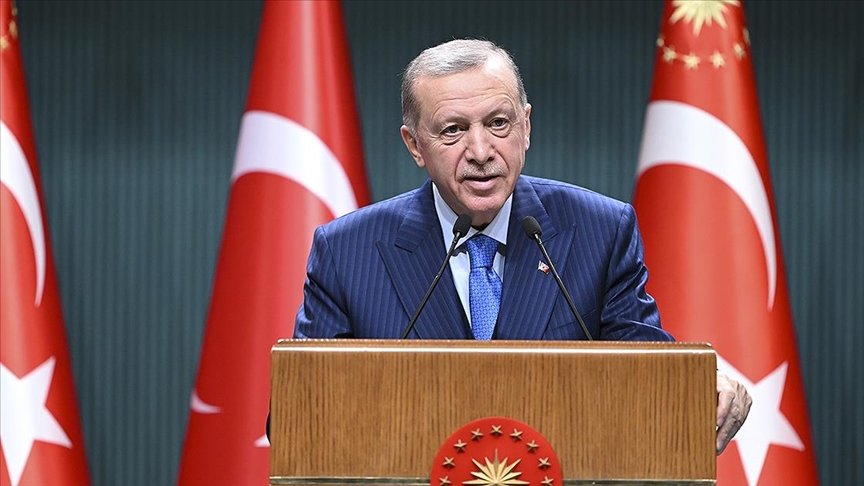 Türkiye Cumhurbaşkanı Erdoğan: 'Seçimlerin 14 Mayıs'ta yapılabilmesi için süreci başlatacağız'