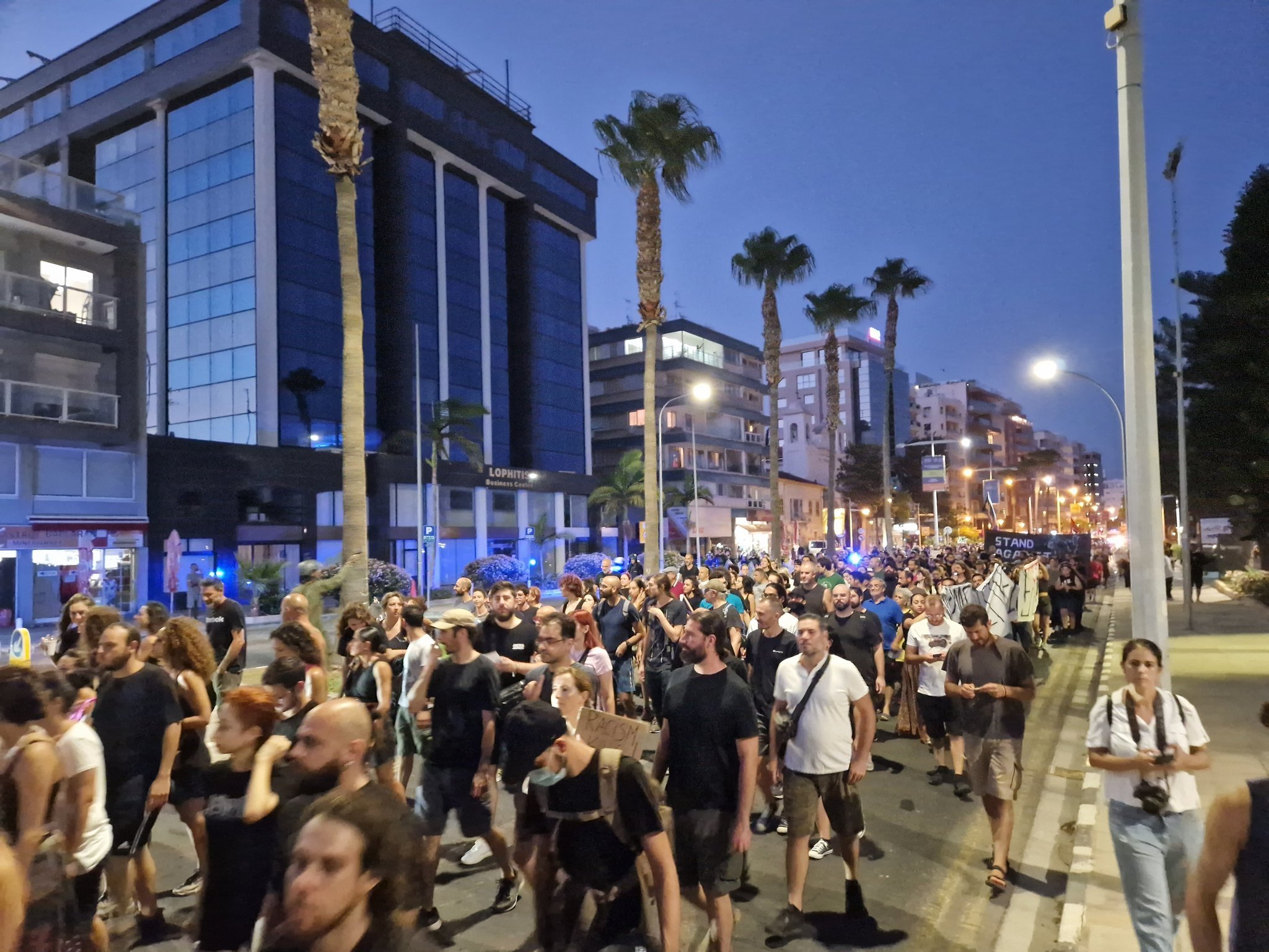 Limasol’da ırkçılık protesto edildi
