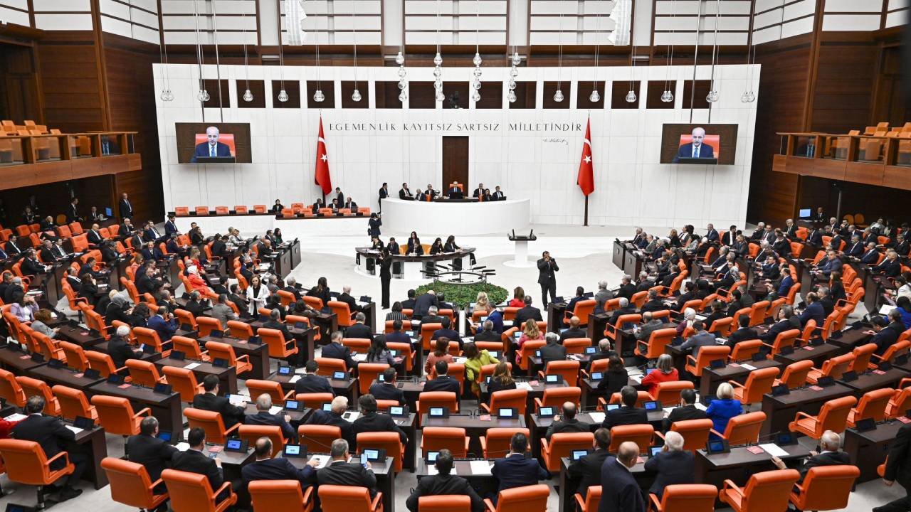 CHP'li iki vekilden Serim’in Lefkoşa Büyükelçisi olarak görevlendirildiği haberine tepki