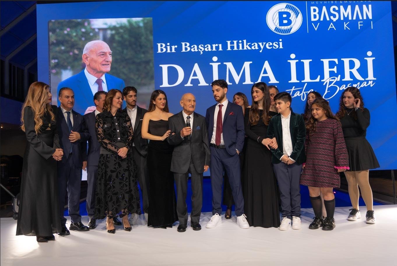 Mevhibe & Mustafa Başman Vakfı ve Mustafa Başman’ın ‘Daima İleri’ kitabının lansmanı yoğun ilgi gördü