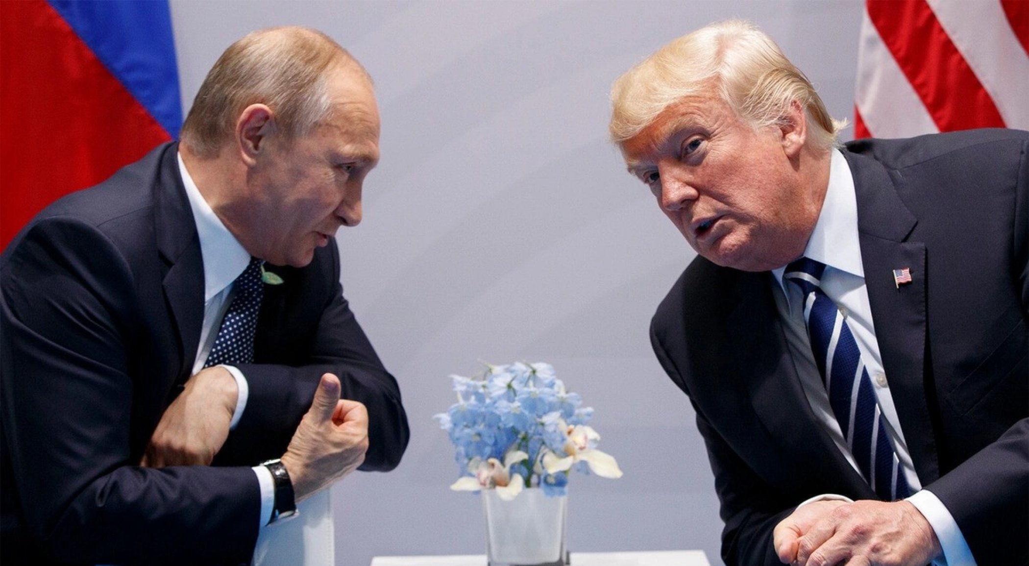 Trump-Putin zirvesi için Suudi Arabistan ve BAE olası mekânlar olarak görülüyor