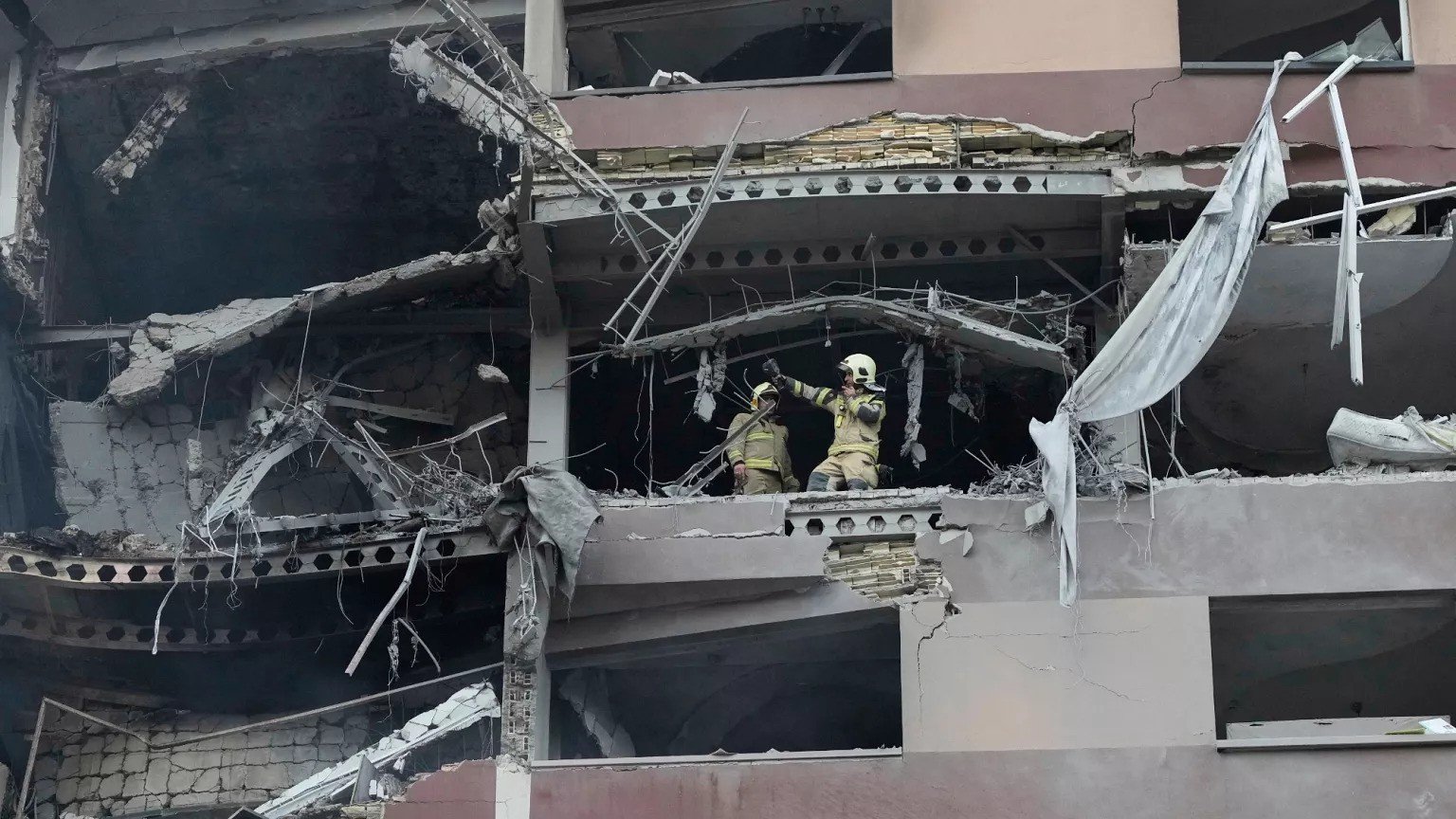 İsrail İran saldırısını 8 aydır planlıyordu: Mossad İran içinde şu anda gizli sabotajlar yapıyor