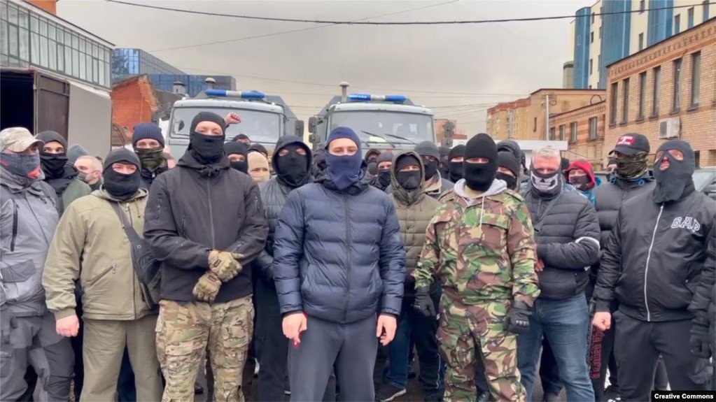 Aşırı sağcı infazcılar artık Rusya sokaklarında polislik yapıyor