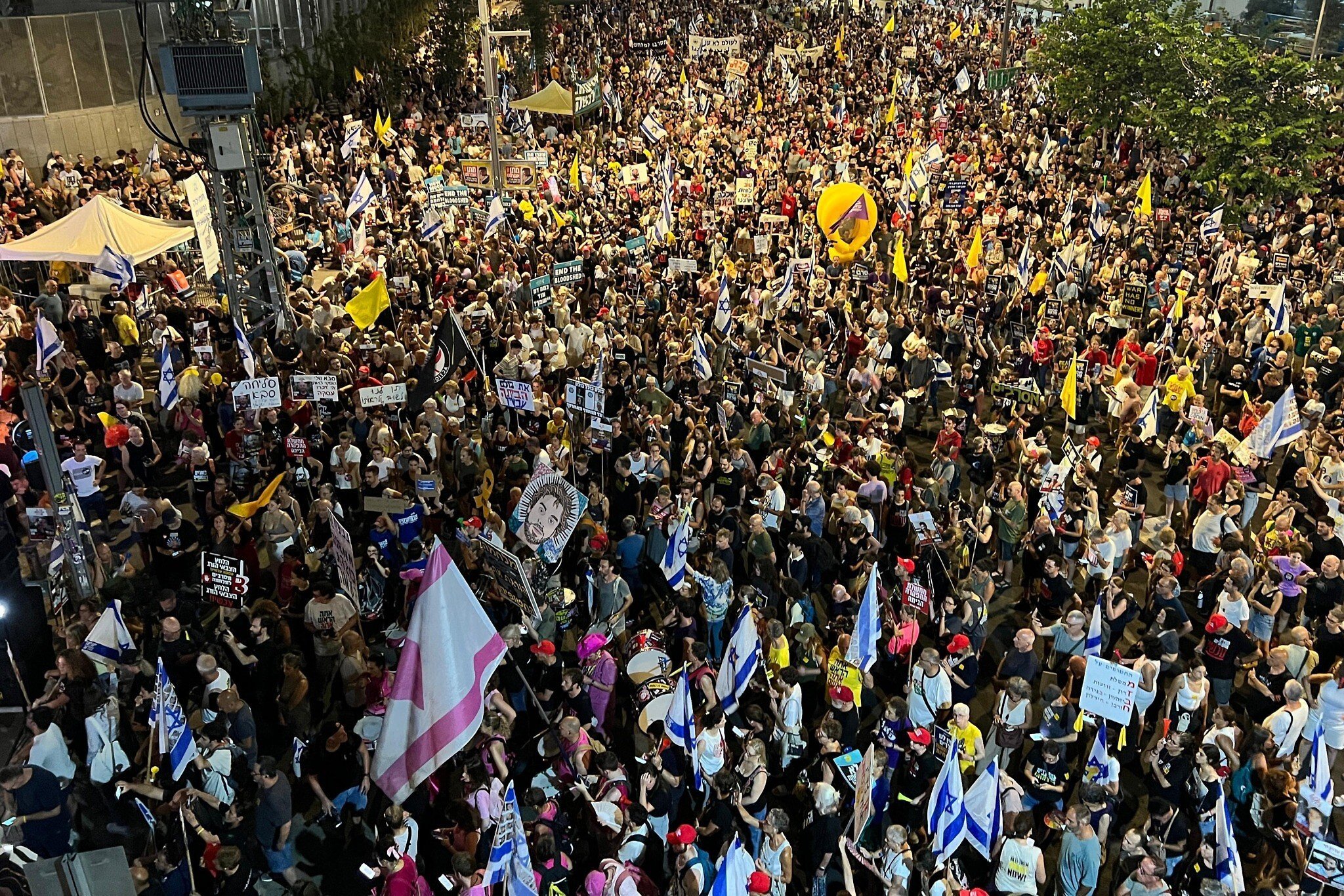 Gazze işgaline karşı çıkan İsrail halkı genel greve çıkmayı düşünüyor