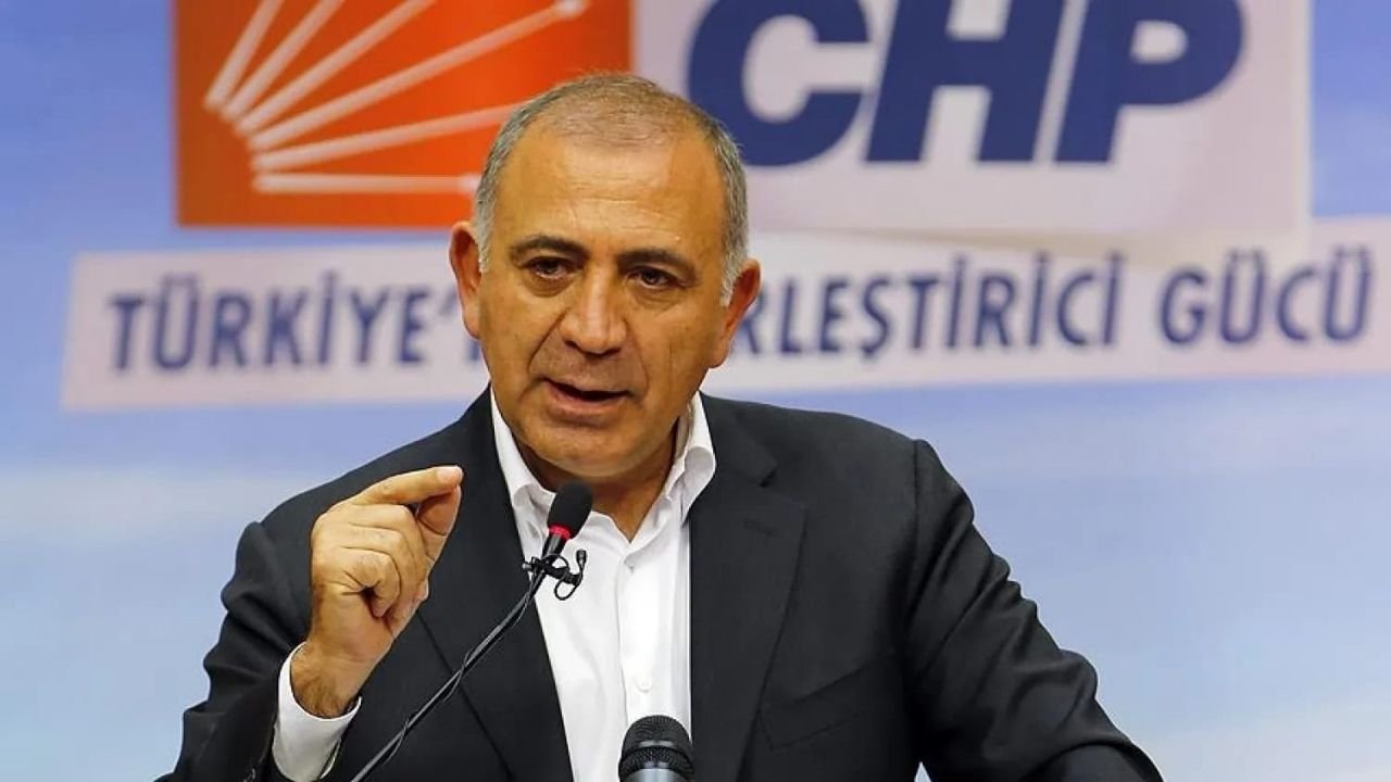 CHP İstanbul’a kayyum atanan Gürsel Tekin’in partiden istifa etmediği ortaya çıktı