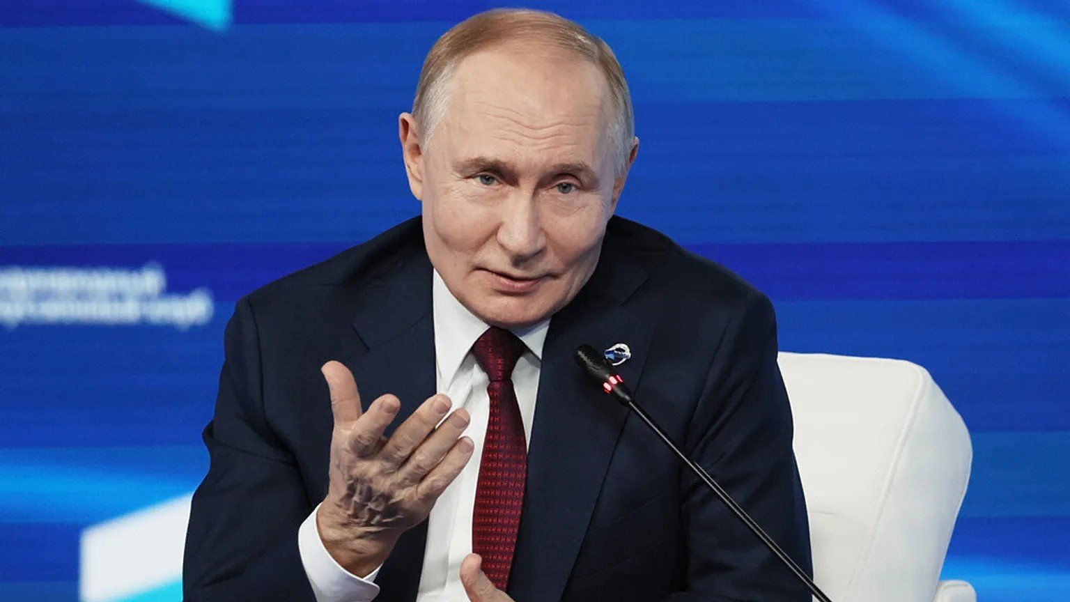 Putin’den tehdit: Avrupa silahlanmayı sürdürürse 'çok ikna edici bir yanıt' vereceğiz