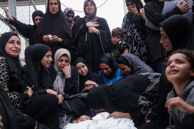 İsrail saldırmaya devam etti: 46'sı çocuk 104 Filistinli hayatını kaybetti