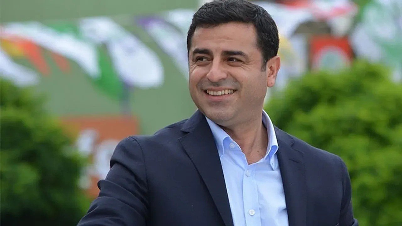 Tahliyesi beklenen Demirtaş'ın 'Cumhurbaşkanına hakaret' iddiasıyla 7 yıla kadar hapsi istendi