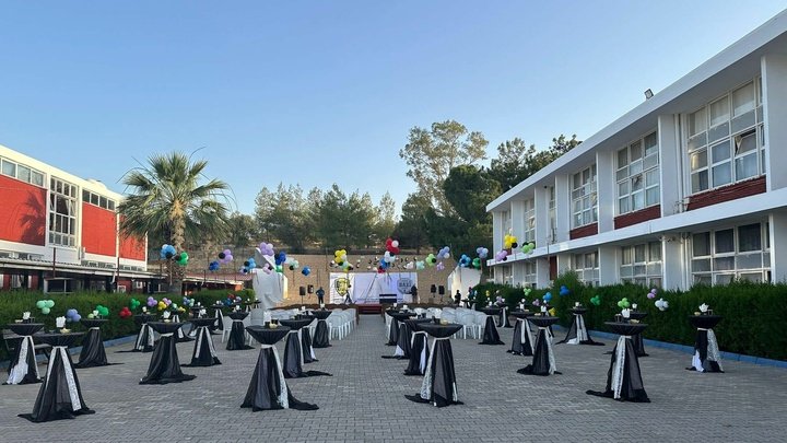 'Lefke Gazi Lisesi mevcut yerinde kalmalı, yeni okul binalarının inşaatına derhal başlanmalı'