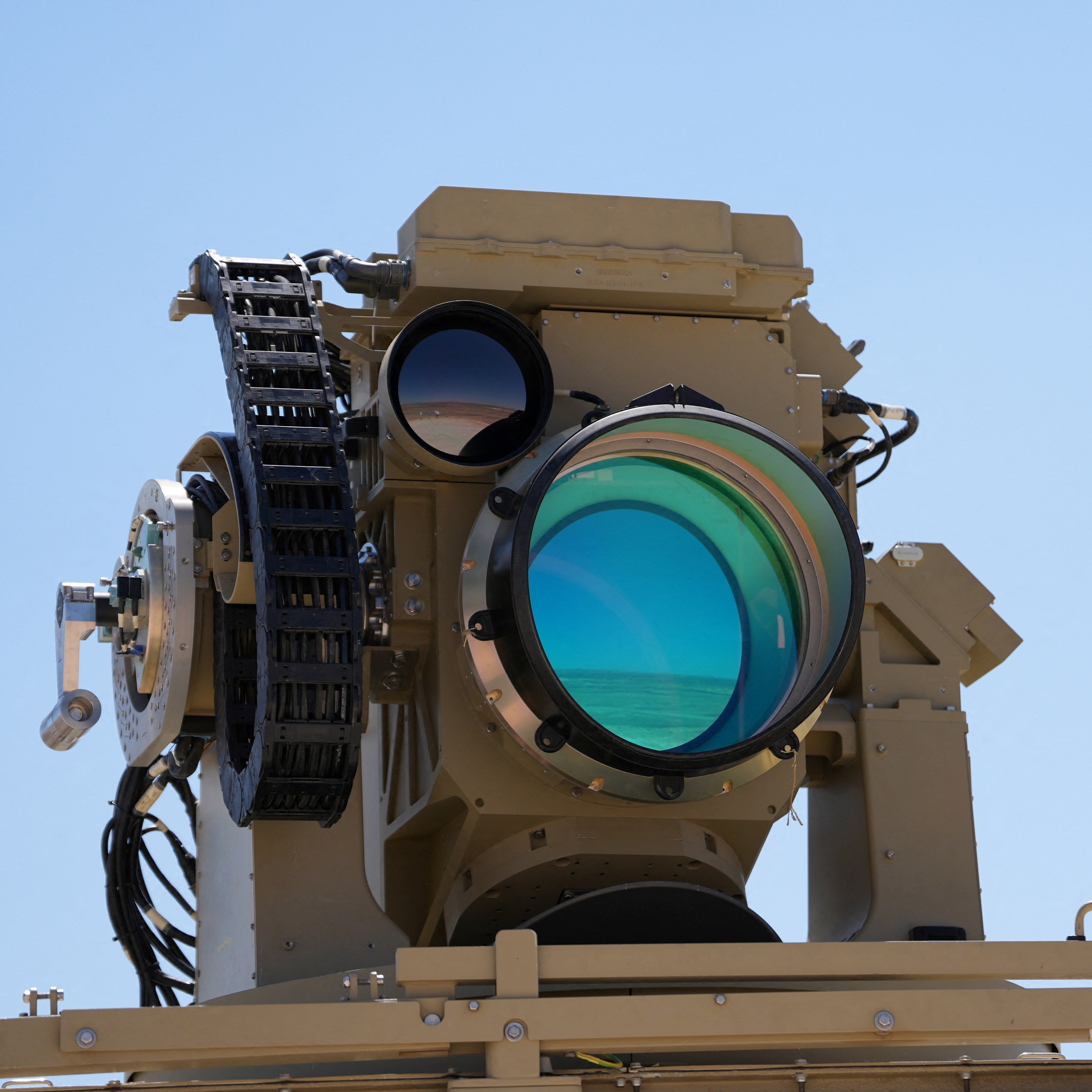 İsrail ordusu lazer savunma silahı ‘Demir Işın’ı hizmete aldı:  Roket ve İHA’ları etkisiz hale getirecek