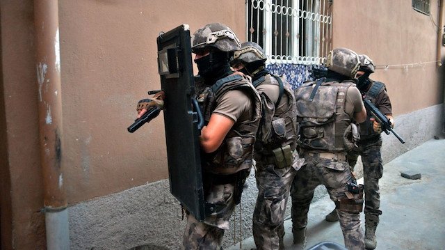 İstanbul'da terör örgütü DEAŞ'a [IŞİD] operasyon: 67 şüpheli tutuklandı