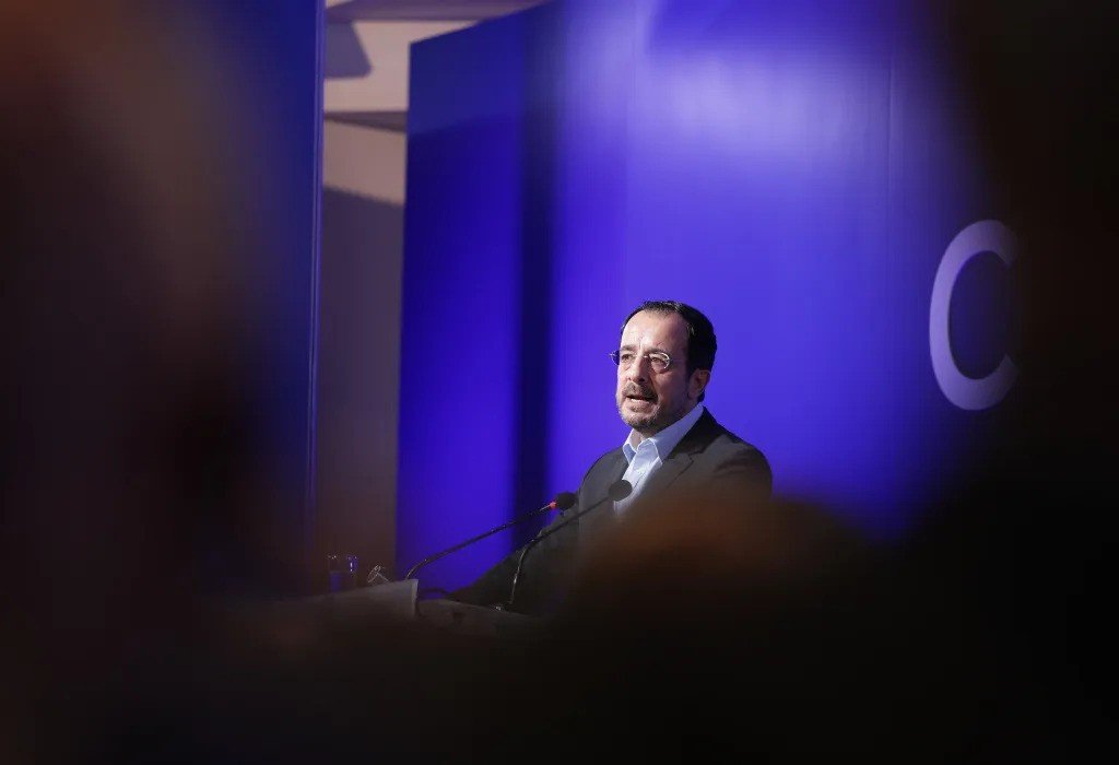 ‘Moskova, Hristodulidis’i rotasını değiştirmesi için şantajla sıkıştırıyor’