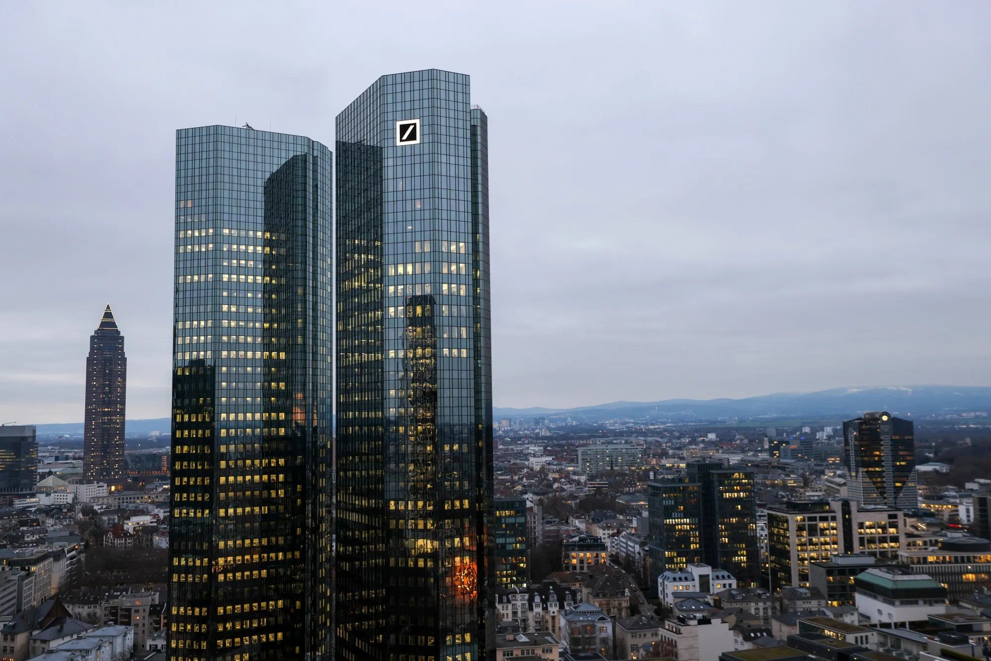 Deutsche Bank genel merkezi ve Berlin’deki bir şubesinde kara para soruşturması