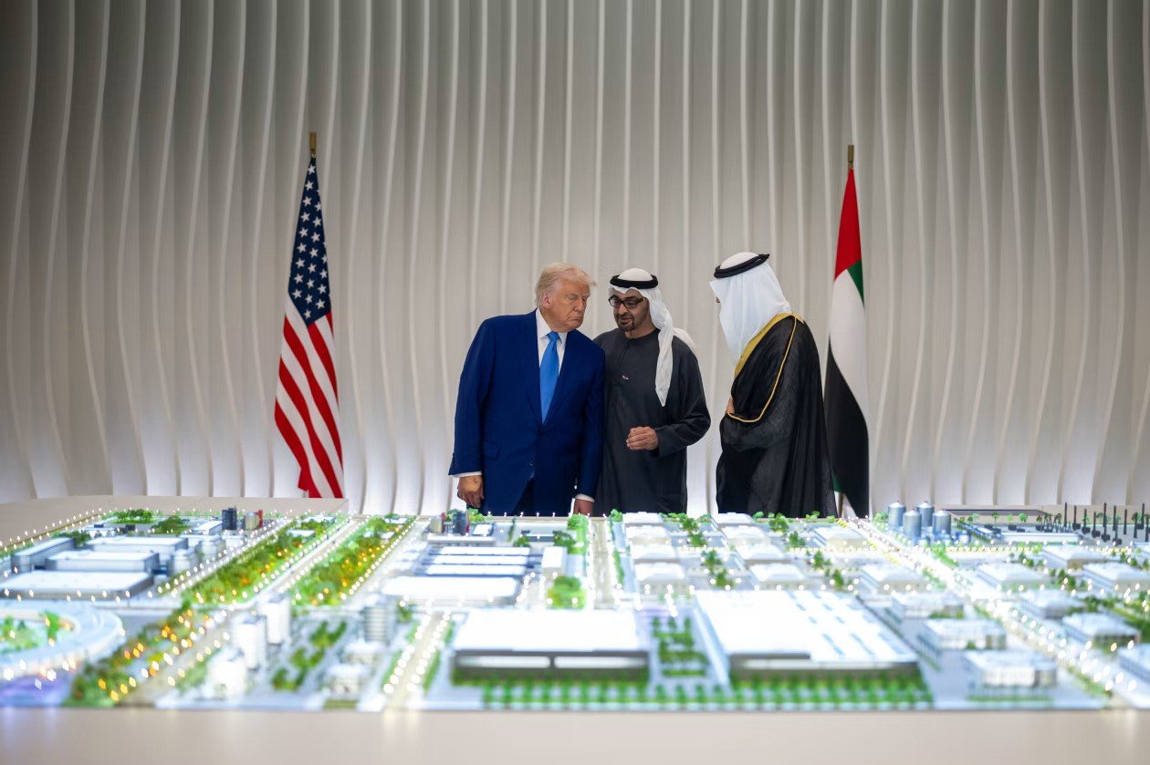 ‘Trump ailesinin kripto şirketinin yüzde 49’u gizlice BAE şeyhi Tahnoun bin Zayed al-Nahyan’a satıldı’