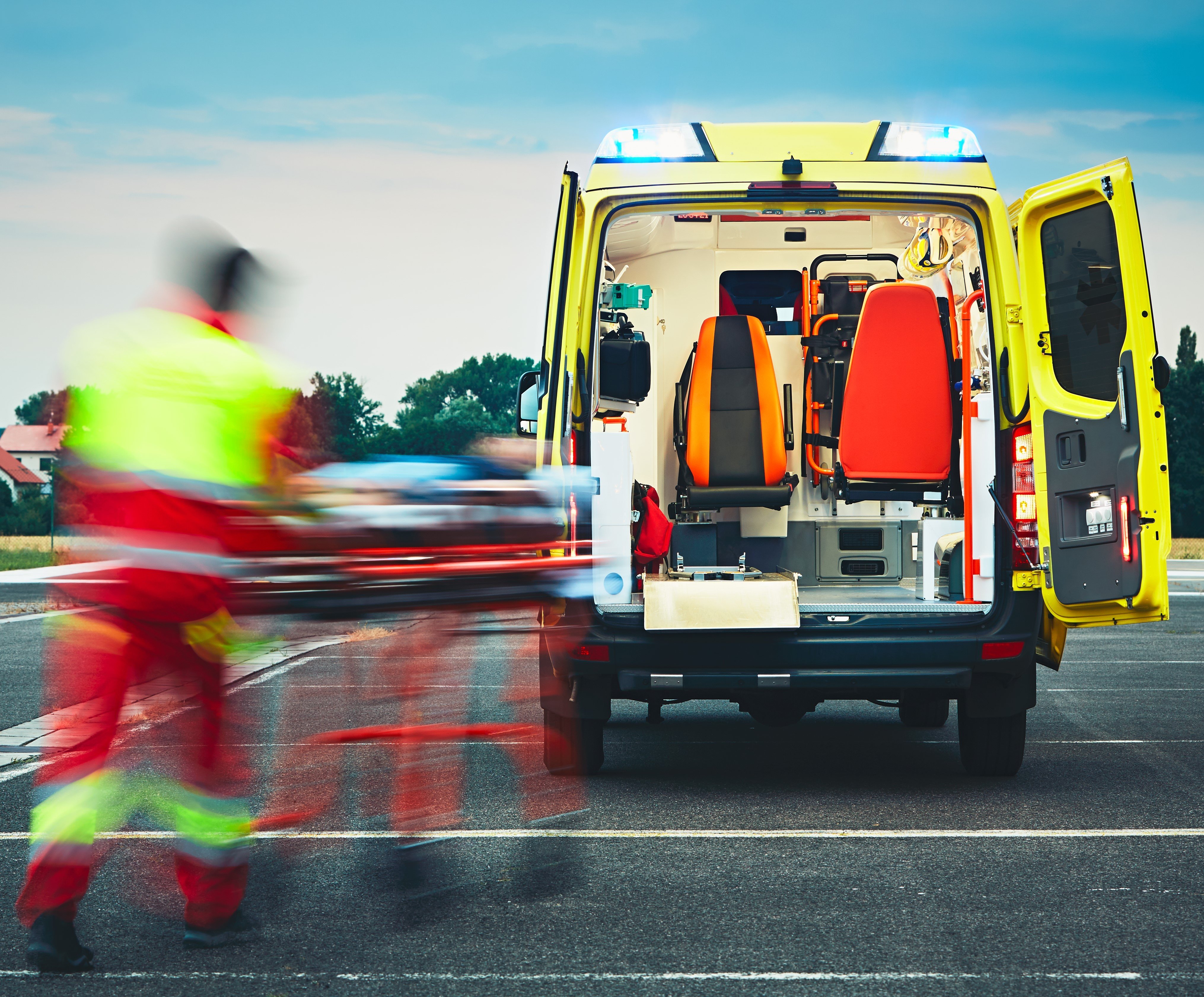 Mağusa’da aracında aniden rahatsızlanan 34 yaşındaki kişi yaşamını yitirdi